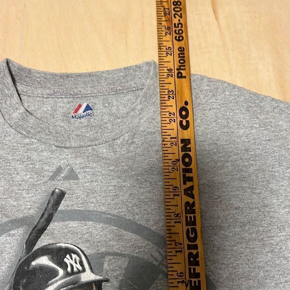 Y2K DEREK JETER YANKEES BIG HEAD BOBBLE HEAD   YOUTH L SHIRT‎ MAJESTIC - Picture 2 of 4